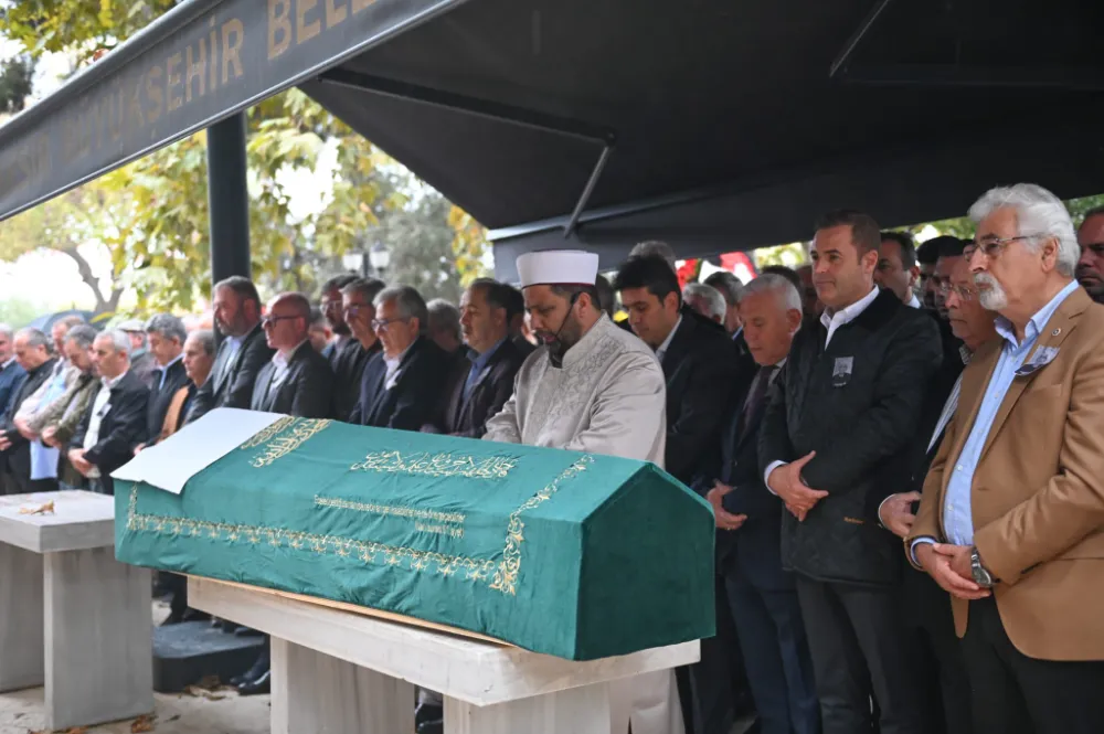 Ahmet Akın’ın Kayınpederi Hüseyin Öztozlu Son Yolculuğuna Uğurlandı