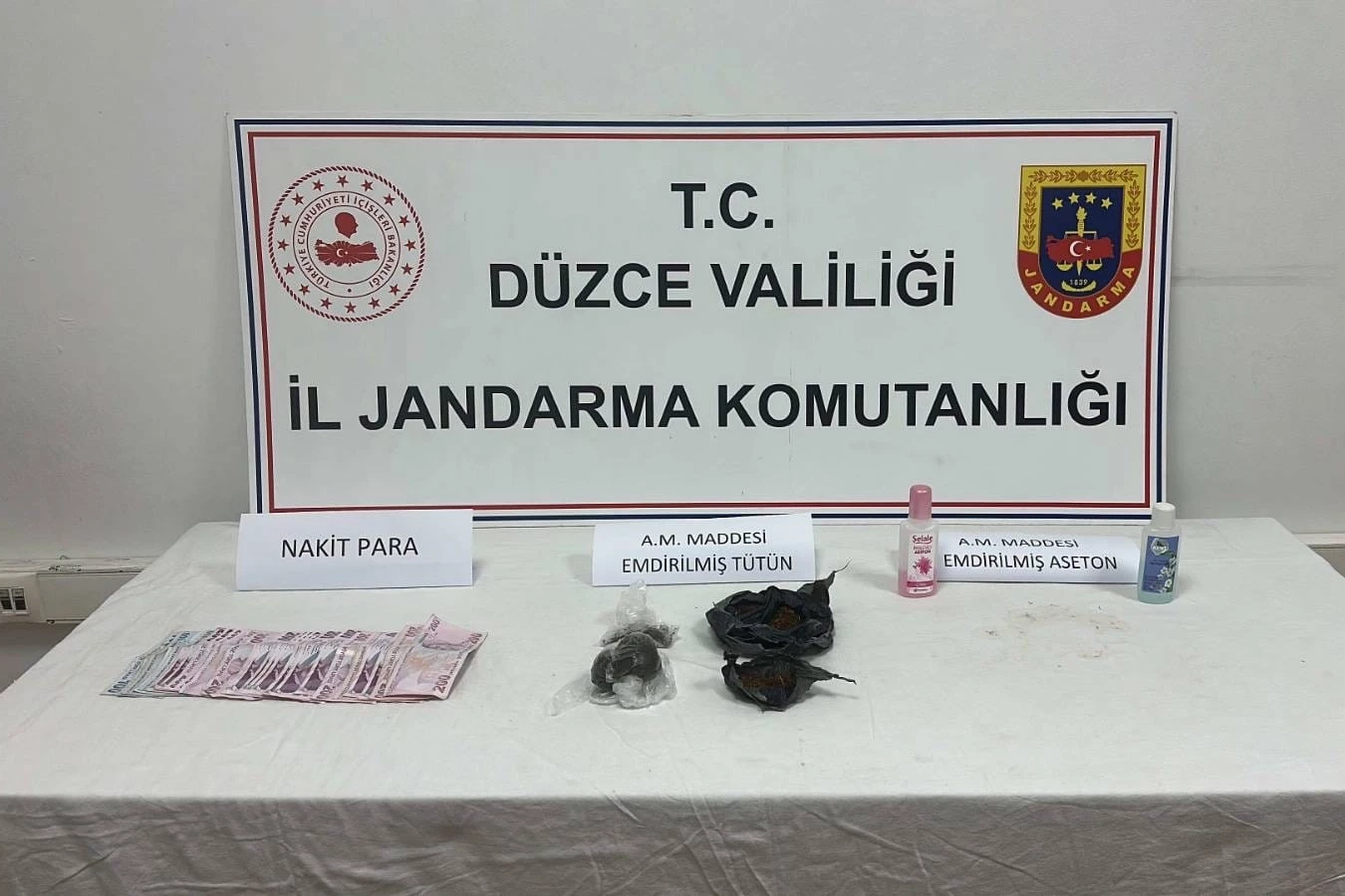 Düzce’de uyuşturucu operasyonu: 2 gözaltı