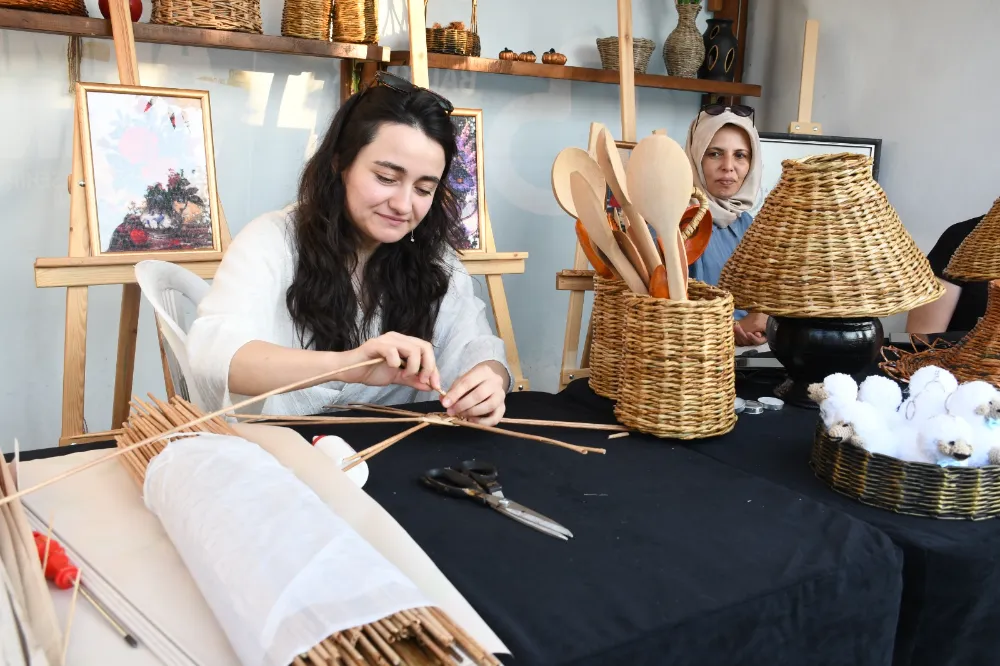 BALMEK Yılsonu Sergisi Göz Doldurdu 