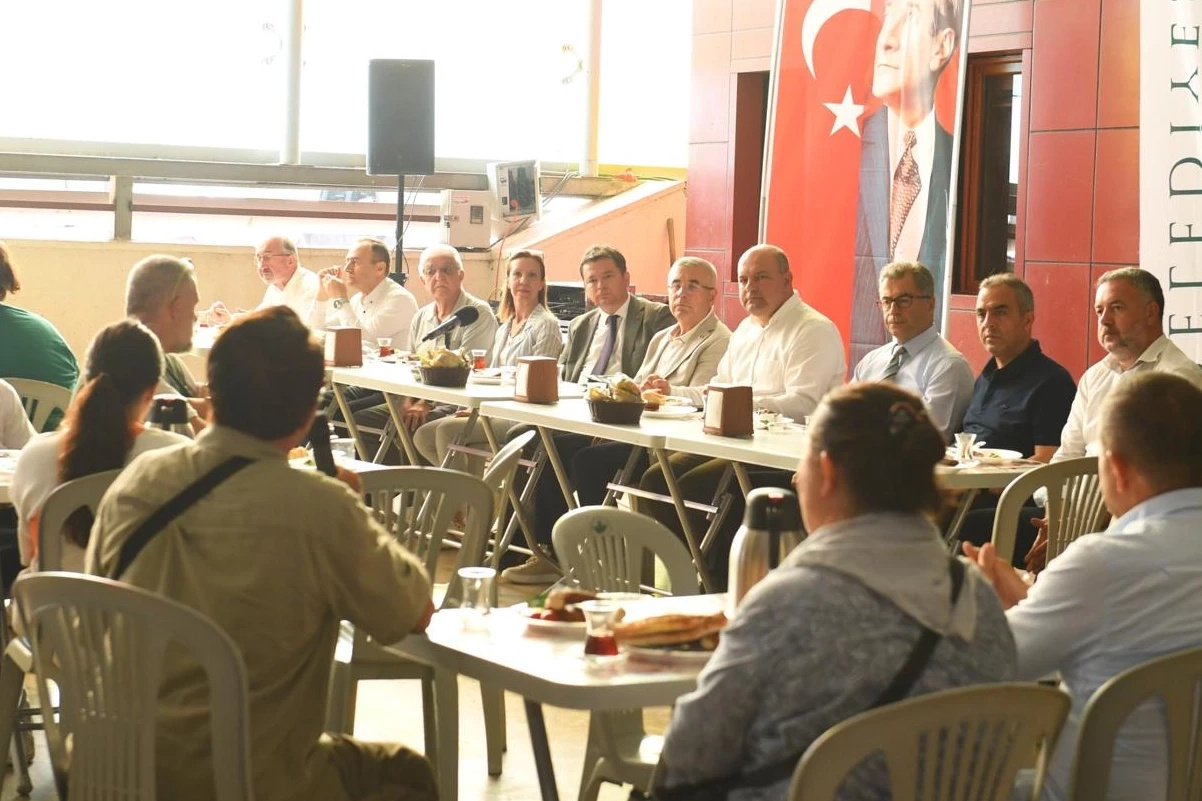 Bursa Osmangazi’de halkla buluşmalar sürüyor